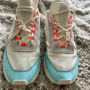 Reebok Reecycle Cream and Blue Sneakers